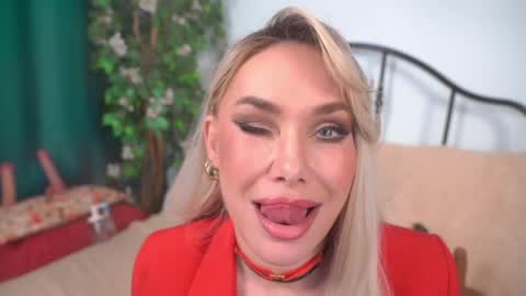 isadoradunkan online show from 04.18.26