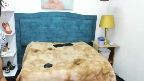 Snapshot of isadoravex chatting on 04.16.26 Isabel online show from 04.16.26