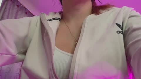 ISABELLA online show from 04.03.26