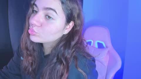 Snapshot of isarhodes_ chatting on 12.21.24 Isa online show from 12.21.24