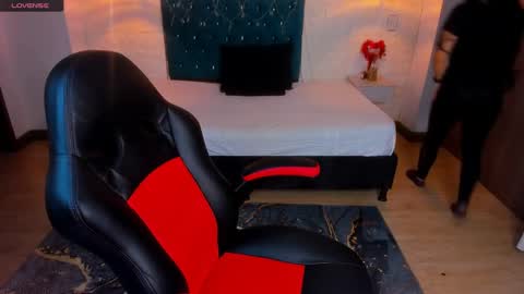 isabel  online show from 03.12.25