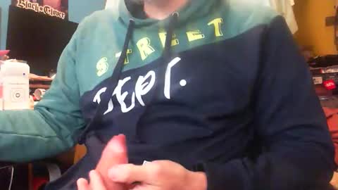 Snapshot of isazayh chatting on 12.02.25 Isazayh online show from 12.02.25