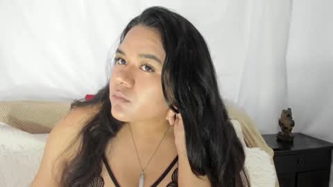 Lumi bellx online show from 02.15.26