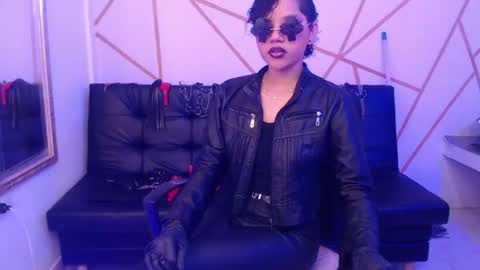 Snapshot of ise_lunny chatting on 06.20.26 isabela online show from 06.20.26