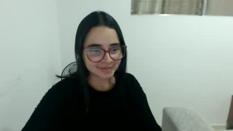 Snapshot of isemma chatting on 06.08.26 Emma online show from 06.08.26