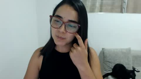 Snapshot of isemma chatting on 06.20.26 Emma online show from 06.20.26
