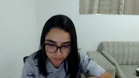 Snapshot of isemma chatting on 06.28.26 Emma online show from 06.28.26