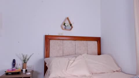 ishabellalopez online show from 02.26.25