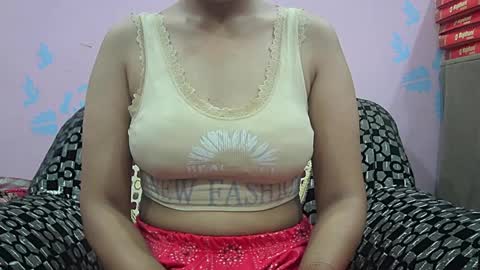 Snapshot of ishika_singh_ chatting on 06.19.26 ishika_singh_ online show from 06.19.26