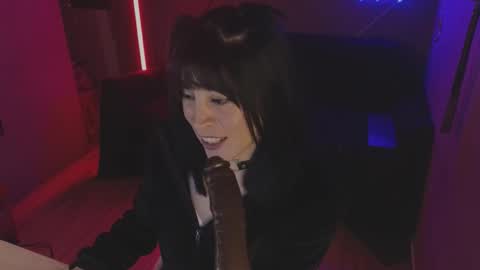 Ana Maria online show from 11.24.25