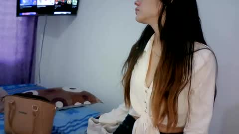 Alaya online show from 01.07.25