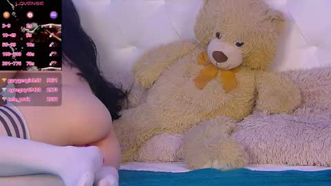 Snapshot of isis_queen_xxx chatting on 10.20.25 Isis online show from 10.20.25