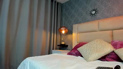 Snapshot of isisblakee chatting on 01.26.25 Isis online show from 01.26.25