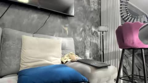 Snapshot of isisblakee chatting on 09.23.25 Isis online show from 09.23.25