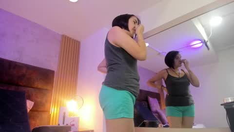 Snapshot of isisblakee chatting on 10.03.25 Isis online show from 10.03.25