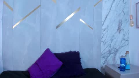 Snapshot of isisnoir chatting on 01.18.26 Isis Noir online show from 01.18.26