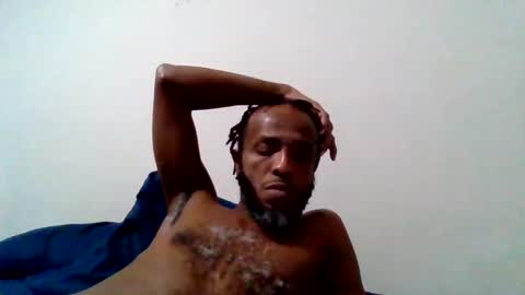 Snapshot of islandmaker chatting on 09.19.25 islandmaker online show from 09.19.25