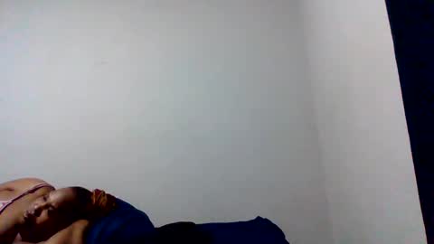 Snapshot of islandmaker chatting on 09.23.25 islandmaker online show from 09.23.25