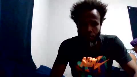 Snapshot of islandmaker chatting on 02.05.26 islandmaker online show from 02.05.26