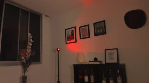 Julyane online show from 02.17.25