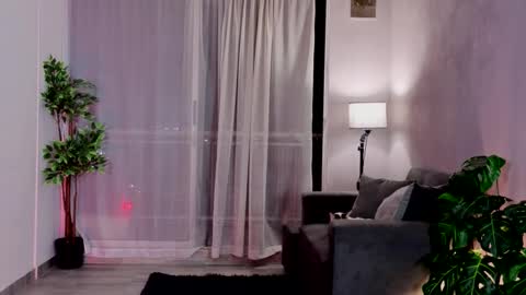 Julyane online show from 09.26.25