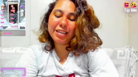 Snapshot of isobel_adams20 chatting on 02.23.25 Isobel Adams online show from 02.23.25