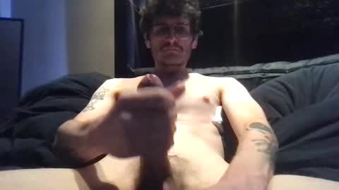 Snapshot of isocialmedia chatting on 10.25.25 isocialmedia online show from 10.25.25