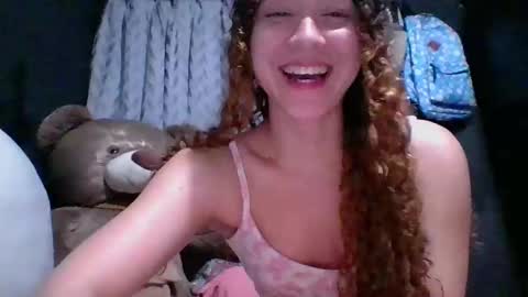 Snapshot of issa30213 chatting on 10.12.25 Issa online show from 10.12.25