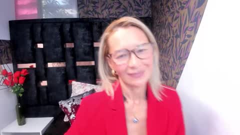 ISSA MILF online show from 01.19.26