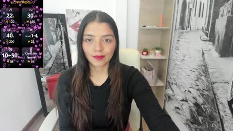 Snapshot of issa_nassar chatting on 01.07.25 Issa online show from 01.07.25