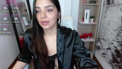 Snapshot of issa_nassar chatting on 03.12.25 Issa online show from 03.12.25