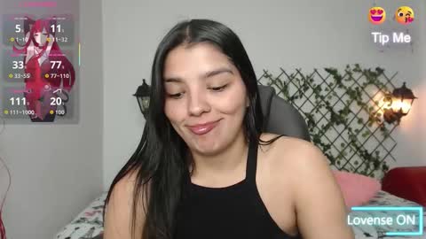 Snapshot of issa_nassar chatting on 09.16.25 Issa online show from 09.16.25