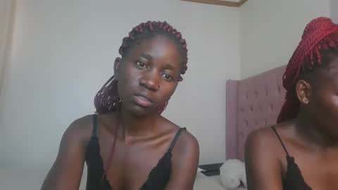 Snapshot of issa_sky1 chatting on 01.06.26 Sky online show from 01.06.26