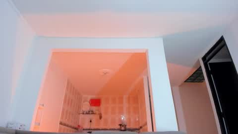 Isabella  online show from 01.05.26