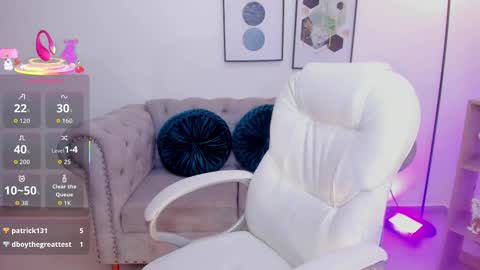 issi_loren online show from 12.01.25