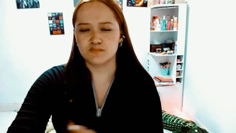 Yiz online show from 12.24.24