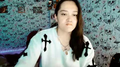 Yiz online show from 10.26.25