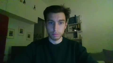 italian_boy_22 online show from 01.28.25