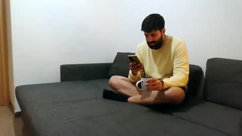 italianboybcn online show from 12.28.24