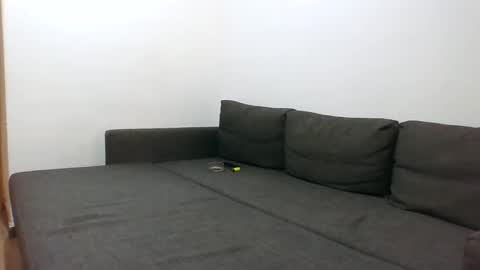 italianboybcn online show from 12.29.24