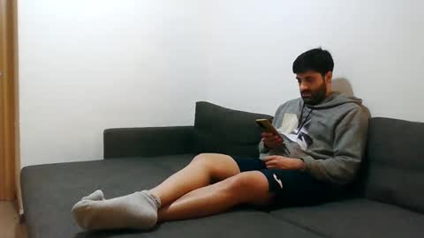 italianboybcn online show from 12.31.24