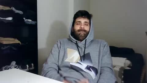 italianboybcn online show from 01.12.25