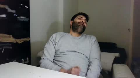 italianboybcn online show from 01.14.25