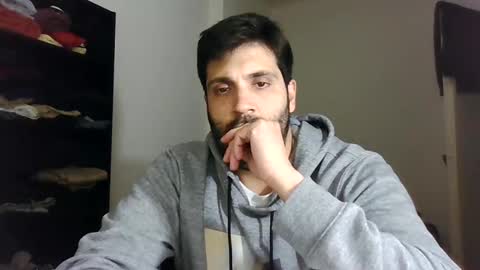 italianboybcn online show from 03.05.25