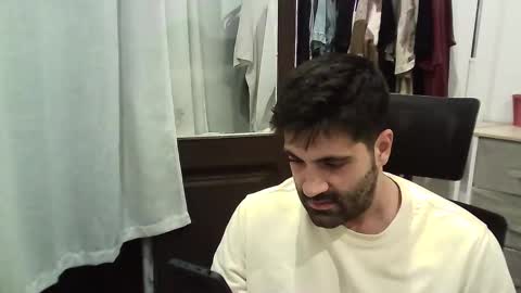 italianboybcn online show from 11.07.25