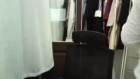 italianboybcn online show from 12.14.25