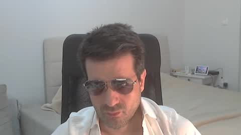 Snapshot of italreto chatting on 02.04.25 italreto online show from 02.04.25