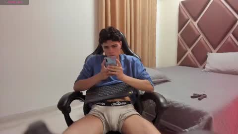 Snapshot of ithan_hot chatting on 07.12.26 ithan_hot online show from 07.12.26