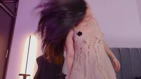 K A R I online show from 03.14.26