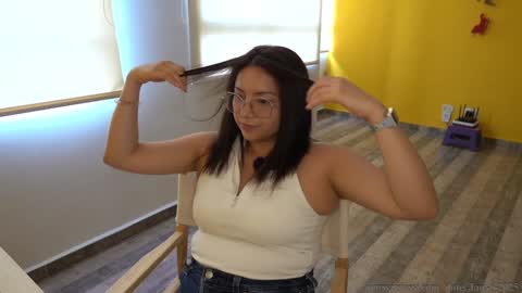 Jessi online show from 01.06.25